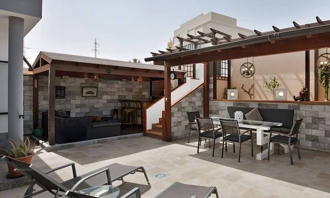 Bahia Calma House | Holiday Home 'Alsen' with Private Terrace, Private Garden and Wi-Fi