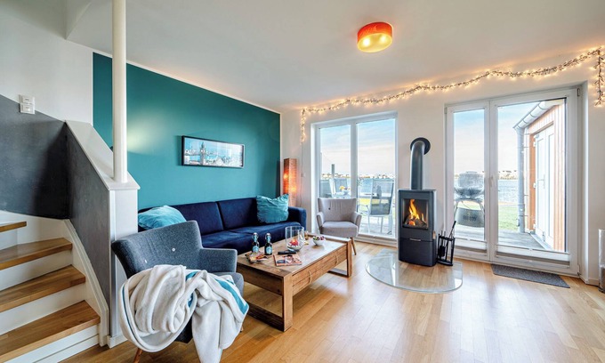Olpenitz House | Holiday Home 'Am Meer' with Sea View, Private Terrace and Wi-Fi