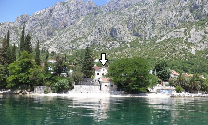 Orahovac House | Holiday Home Ametist