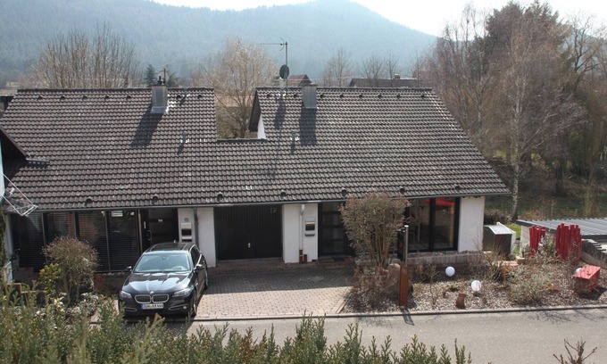 Birkenhordt House | Holiday home Ampelmännchen, in the middle of the Palatinate Forest