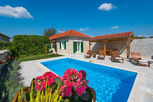 Promina House | Holiday home Ana national park Krka