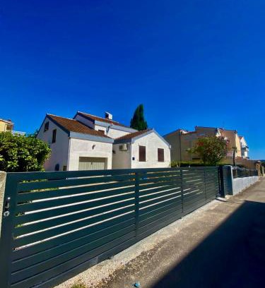 Kastel Stafilic House | Holiday Home Angela