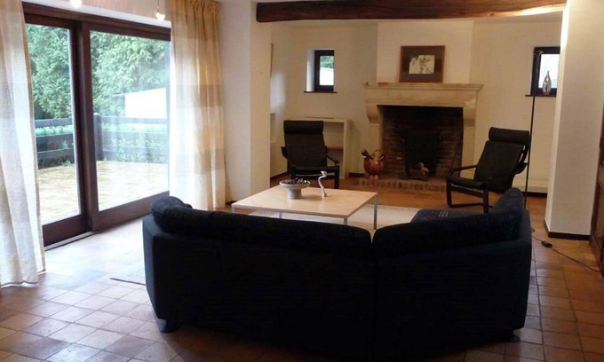 Comblain-au-Pont House | Holiday Home in Ardennes with Garden & BBQ