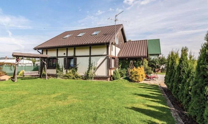 gmina Bedzino House | Holiday Home by Lake Jamno near Mielno Beach