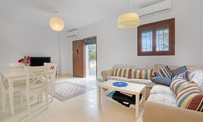 Altea House | Holiday Home 'Ca Xotxim' with Private Terrace and Air Conditioning