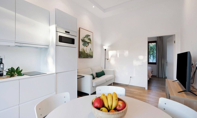 Brena Alta House | Holiday Home 'Casa Camino La Estrella B' with Mountain View, Wi-Fi and Air Conditioning