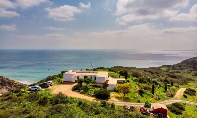 Vila do Bispo House | Holiday Home ‘Casa das Furnas - Eco Home’ with Sea View, Garden & Terraces