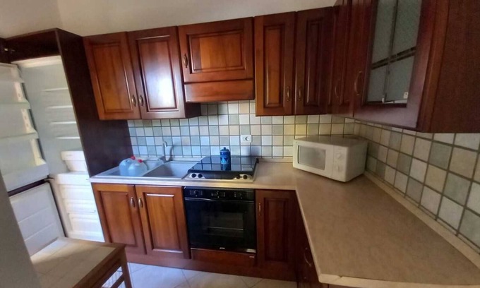 Padru House | Holiday Home 'Casa Vacanze Jana' with Air Conditioning