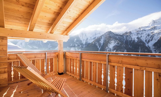 Selva dei Molini Ski Chalet | Holiday Home "Chalet Henne-Hochgruberhof" in Idyllic Mountain Location with Own Sauna