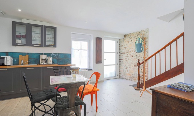 Loguivy House | Holiday Home 'Charmante Maison De Pecheur' with Sea View