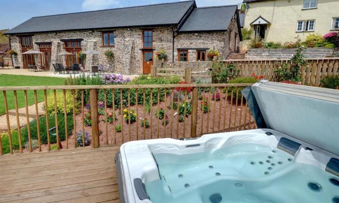 Brushford House | Holiday Home Cider Pound