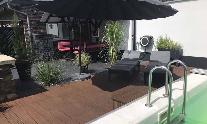 Fichtenwalde House | Holiday home comfortably furnished with pool and barbecue