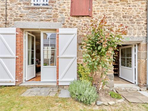Carolles House | Holiday Home Cottage Carolles by Interhome
