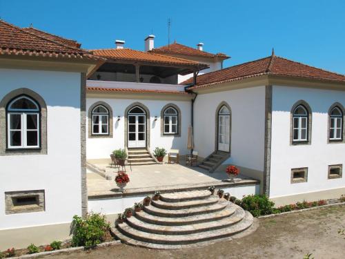 Gondufe House | Holiday Home De Ferreira by Interhome