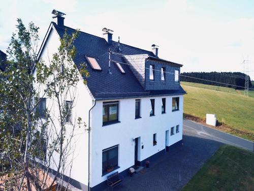 Kleinlangenfeld House | Holiday home Eifelhome in Germany