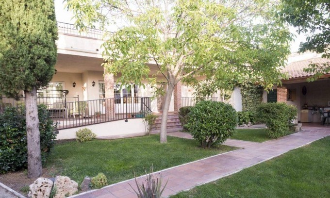 Nieva House | Holiday Home 'El Nogal De Nieva' with Private Pool, Private Terrace and Wi-Fi