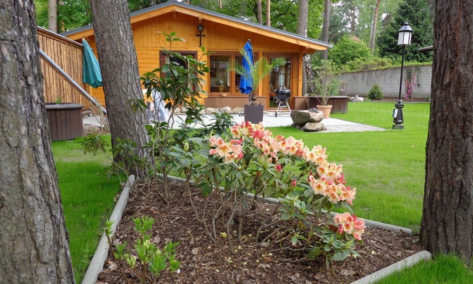 Bullenwinkel House | Holiday Home 'Familie Plaß' with Private Terrace, Private Garden and Wi-Fi
