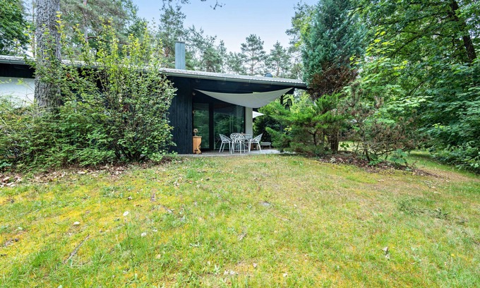 Roding House | Holiday Home 'Ferienhaus Sonnenplatz Am See' with Private Terrace