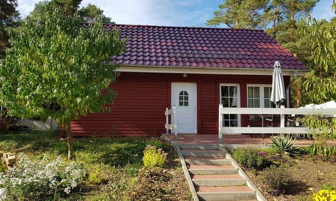 Wunsdorf House | Holiday Home 'Ferienhaus Weitblick' with Private Terrace, Private Garden and Wi-Fi