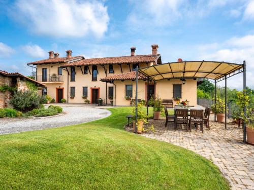 Bene Vagienna House | Holiday Home General Massena - NAZ111 by Interhome