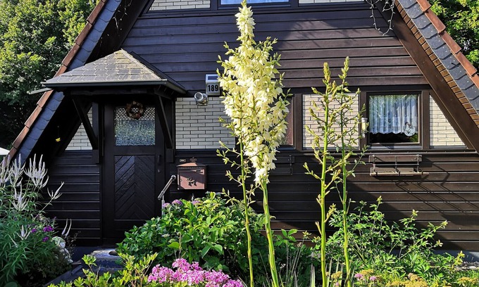 Waldbrunn House | Holiday Home 'Haus Paradiesecke' with Private Terrace, Private Garden and Wi-Fi