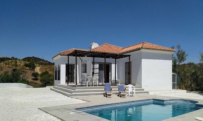 Almogia House | Holiday Home in Almogía near Málaga Beaches