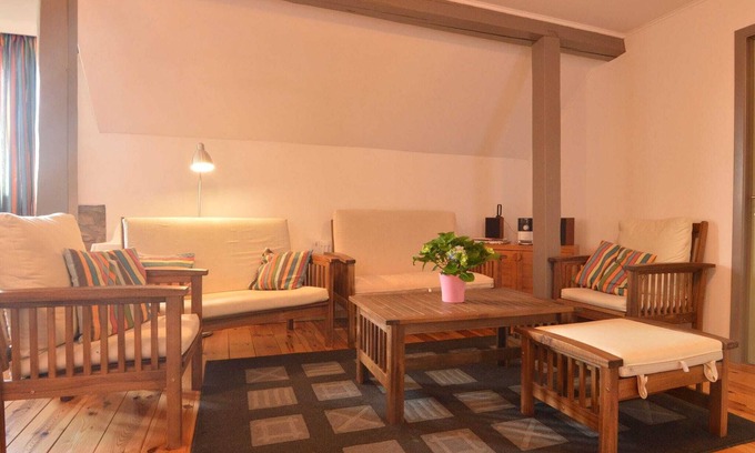 Heppenbach House | Holiday Home in Heppenbach with garden
