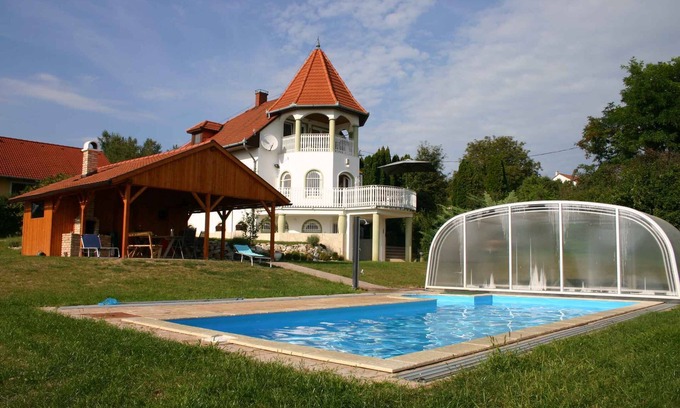 Cserszegtomaj House | Holiday home in Cserszegtomaj with a panoramic view of the spa town of Heviz, Lake Balaton and Keszthely