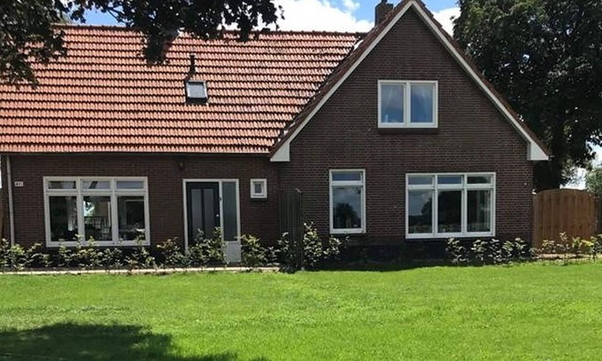 Hellendoorn House | Holiday Home in Hellendoorn with Garden