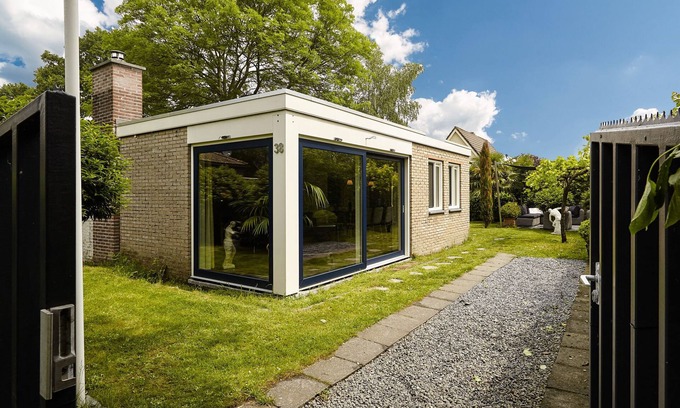 Kortgene House | Holiday Home in Kortgene near Lake Veere