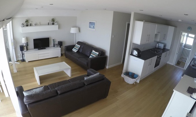 Pevensey House | Holiday home in Pevensey Bay