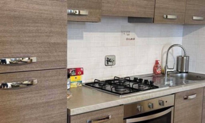 Pontedera Apartment | Holiday Home in Pontedera "Michelangelo Apartment"