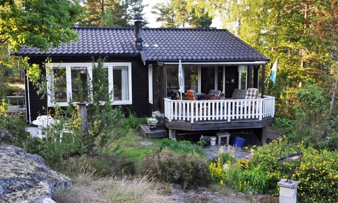 Valdemarsvik Municipality Ski Chalet | Holiday home in the archipelago on the Baltic Sea with partial sea view