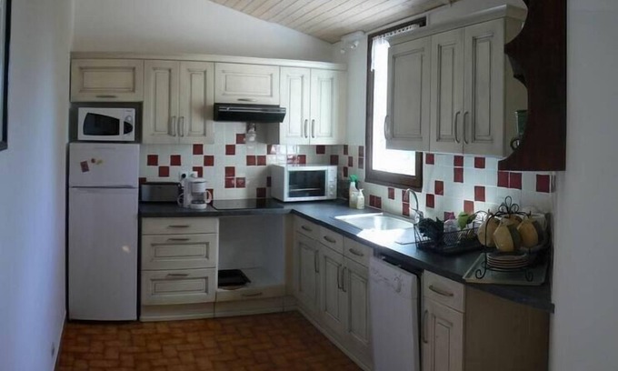 Vacheres House | holiday home in the Alpes de Haute Provence in a village character