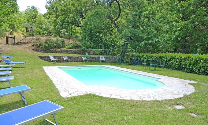 Pieve di Chio House | Holiday Home in Tuscany with Pool & Views