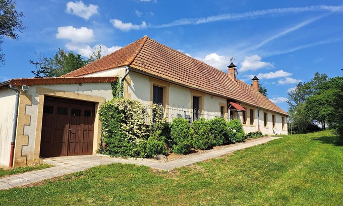 Vieure House | Holiday Home in Vieure near Lake and Garden