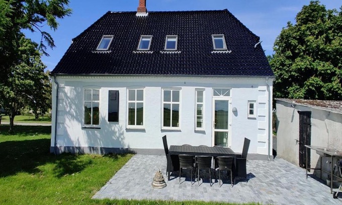 Ballum House | Holiday Home Juuso - 20km from the sea by Interhome