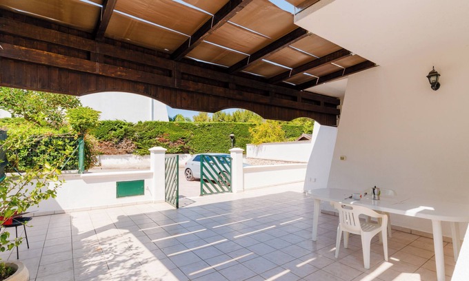 Fontanelle House | Holiday Home 'La Villetta Dei Romani 449' with Private Terrace and Air Conditioning