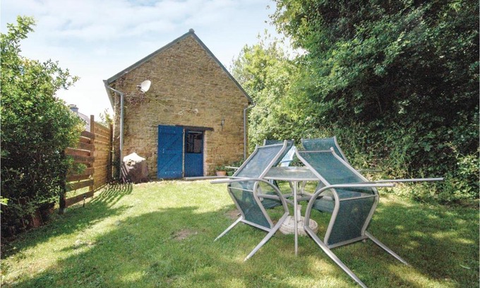 Le Faouet House | Holiday Home Le Faouet P-728