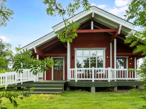 Pyhasalmi House | Holiday Home Mansikkaranta 3- partially accessible by Interhome