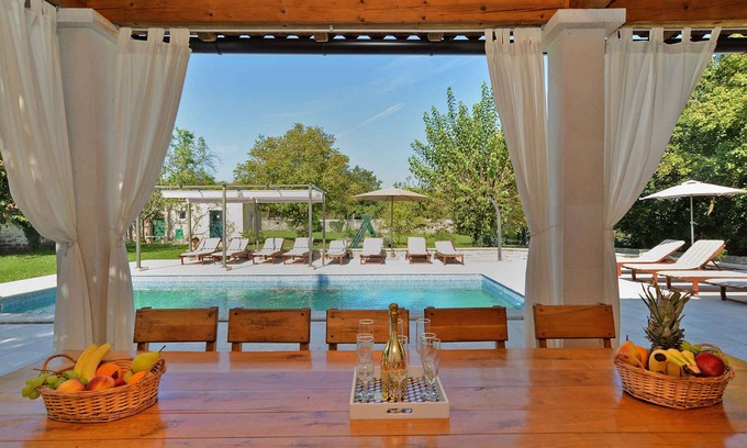Rojnici House | Holiday home mit Pool und Klimaanlage