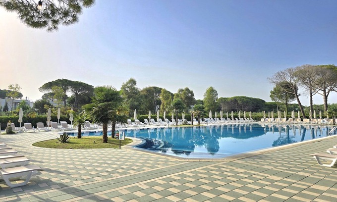 Ishem Apartment | Holiday Home near Il Gambero Beach