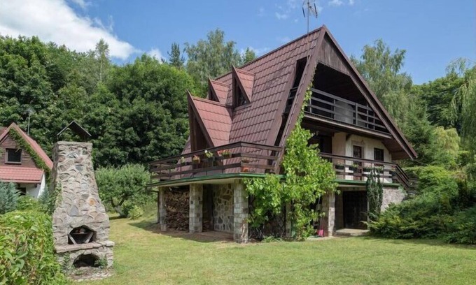 Borzestowska Huta House | Holiday Home near Lake Radunskie with Sauna