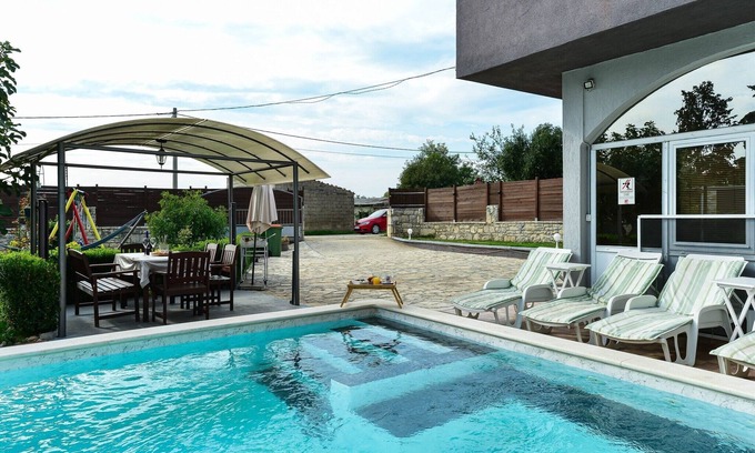 Galovac House | Holiday Home Noa - Four Bedroom Holiday Home with Swimming Pool