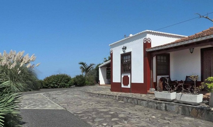 El Granel House | holiday home, Puntallana