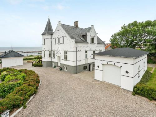 Lohals House | Holiday Home Stefanie - 10m from the sea by Interhome