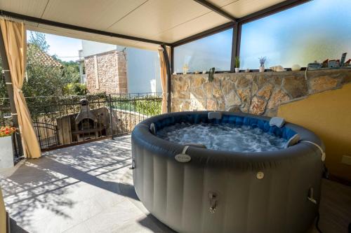 Risika House | Holiday Home Svjetlana