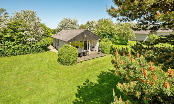 Kegnæshøj House | Holiday Home Sydals with Fireplace 11