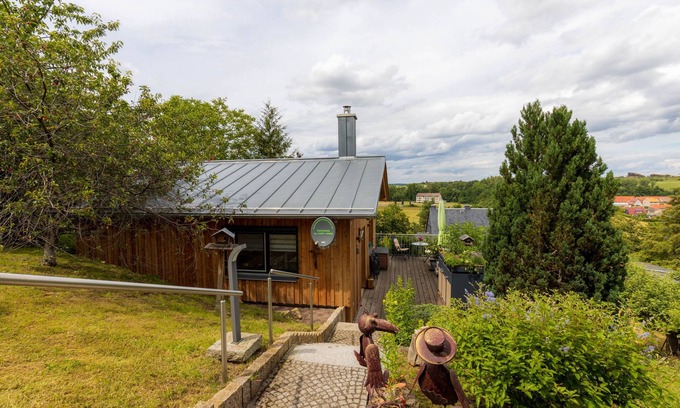 Neinstedt House | Holiday Home 'Teufelsmauer-Blick' with Mountain View, Shared Terrace and Wi-Fi
