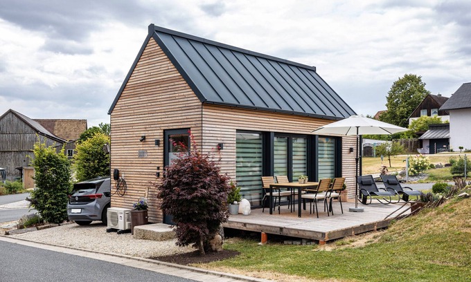 Fuchsmuehl House | Holiday Home 'Tinyhaus Im Steinwald' with Wi-Fi and Air Conditioning